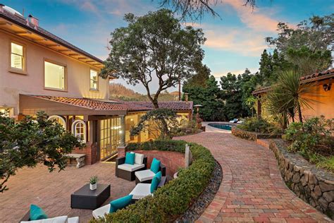 Embrace the Great Outdoors at these Epic Backyards | Extraordinary