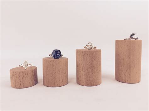 New Fashion Brief Lot Of 4 Solid Wood Jewelry Display Block Jewelry