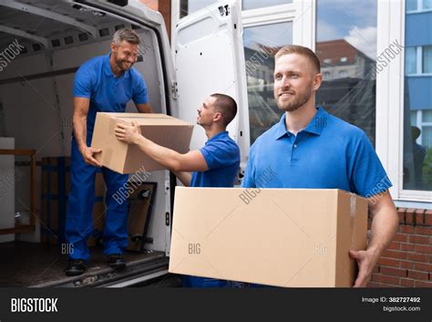 Truck Movers Loading Image And Photo Free Trial Bigstock