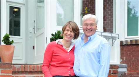 Steinmeier received 931 out of 1,253 votes. Polit-Interview mit Kanzler-Kandidat Frank-Walter ...
