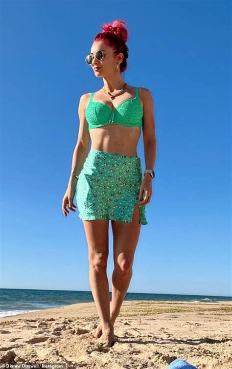 Strictlys Dianne Buswell Showcases Her Jaw Dropping Figure In Mint Green Bikini