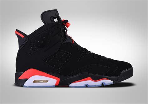 Banned by the nba in 1984, peter moore's design for michael jordan is one of nike's greatest shoes. NIKE AIR JORDAN 6 RETRO BLACK INFRARED por €402,50 ...