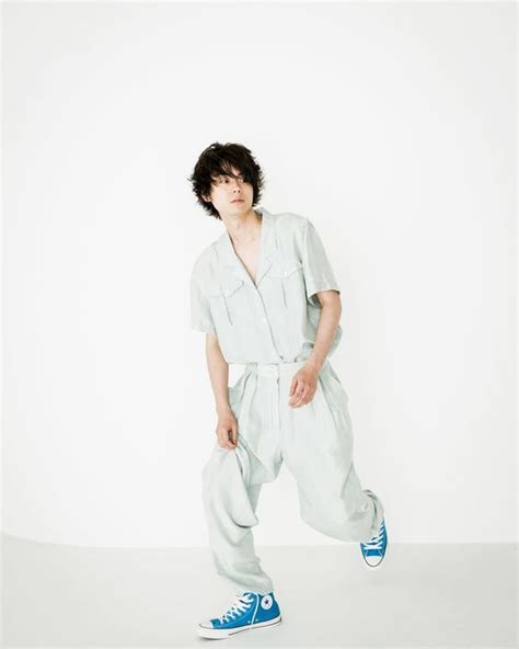 1,013 likes · 2 talking about this · 5 were here. 菅田将暉の私服ファッションコーデ60選!真似てダサくならない ...