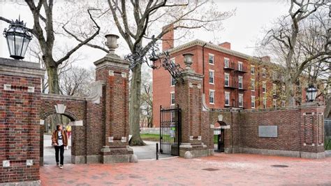 Harvard University Committee Proposes Ban On All Fraternities