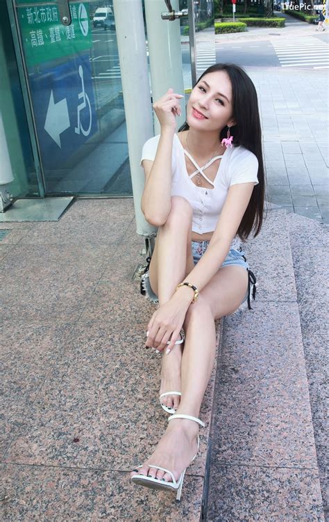 perfect long legs beautiful taiwanese girl lola 雪岑 Ảnh đẹp