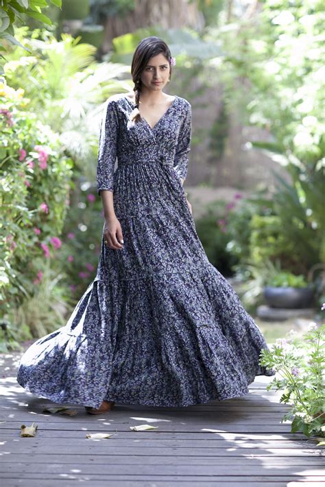 Select from designer long sleeve gowns in trendy patterns & prints with an exclusive 70% off by top brands. Long Sleeves Maxi Dress Hippie Conservative Evening Fall