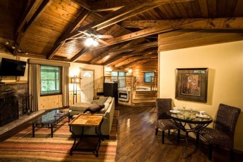 Countryside Deluxe Cabin ⋆ Forrest Hills Resort