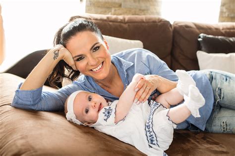 Later, she was discovered and was chosen to become the singer of the newly. Fotók Péter Szabó Szilvia kislányáról | HelloBaby! magazin