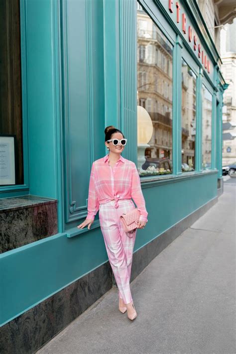 Jennifer Lake Pink Check Outfit Pink Chanel Bag Chanel Bags Gucci
