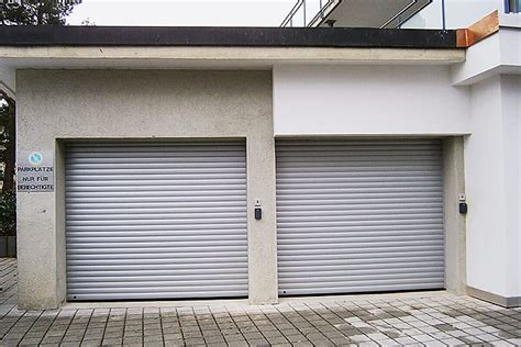 Im folgenden finden sie eine kleine auswahl von anzeigen zum thema garagen rolltor. Rolltore schaffen viel Platz in Ihrer Garage