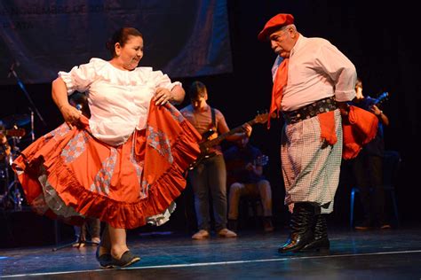 En el día del futbolista argentino recibí este regalazo de @porrasfede. Día del folclore argentino