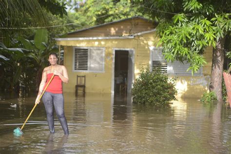 Fuertes Lluvias Provocan Inundaciones En Santiago Y Otros Pueblos Del