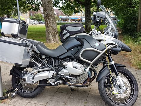 Awesome 2007 bmw r 1200 gs adventure with tons of mods!! Huur een Bmw R 1200 GS Adventure voor €91 per dag