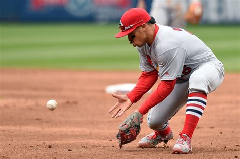 St Louis Cardinals Its Time To Give Kolten Wong Some Rest