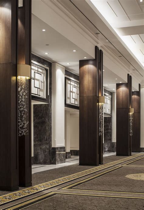 Hilton Bomonti Column Design Pillar Design Columns Decor