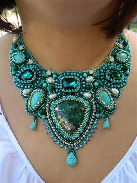 Green Bead Embroidered Necklace Turquoise Chunky Bib Necklace For Women