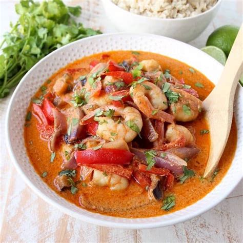 It's usually made with chicken, but today i am going to teach you how to make green curry with shrimp. Red Curry Shrimp Recipe - WhitneyBond.com