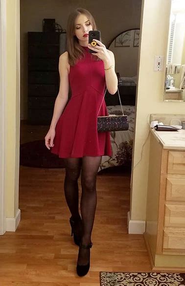 Another Dress R Selfie