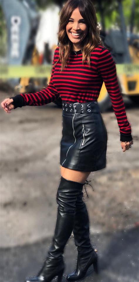 Pin by helen smith on newswomen in boots in 2020 | women. THE APPRECIATION OF BOOTED NEWS WOMEN BLOG : THE KARLA MARTINEZ STYLE FILE | Karla martínez ...