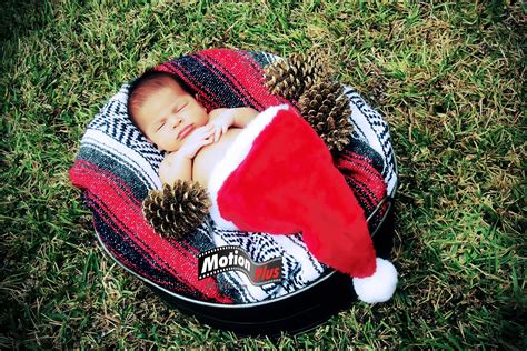 Motion Plus Pictures X Mas Baby Photography Ideas 1 Month Old