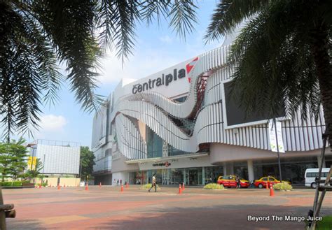 Shopping center at central, uganda. Central Plaza Shopping Mall in Udon Thani