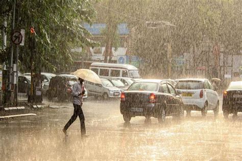 Heavy Rains With Thunderstorm Lash City The Live Nagpur
