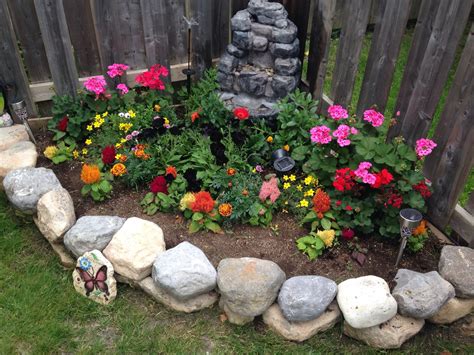 Beautify Your Home With These Corner Garden Ideas With Rocks