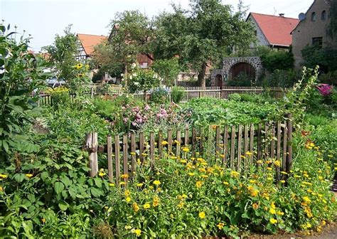 Vorgarten Bauerngarten