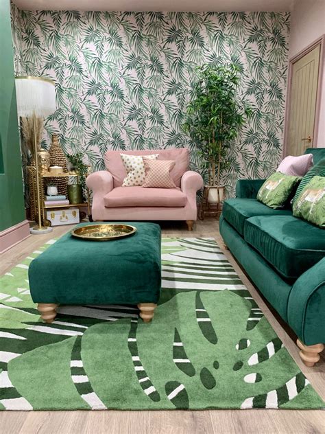 Pink And Green Decor Living Room Design Green Pink Sofa Living Room