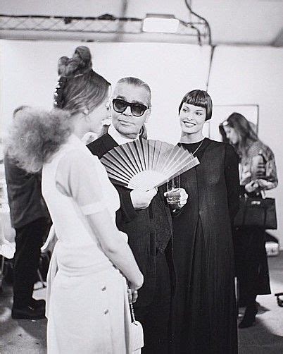 Linda Evangelista Backstage With Karl Lagerfeld Kate Moss For CHANEL
