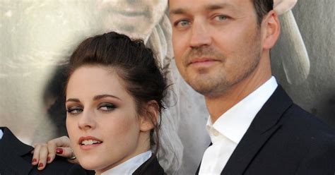 Kristen Stewart Director Apologize For Affair