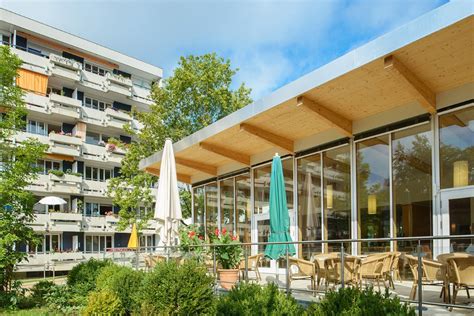 Nun musste die feuerwehr am samstagabend erneut dorthin ausrücken. KWA Hanns-Seidel-Haus in Ottobrunn auf Wohnen-im-Alter.de