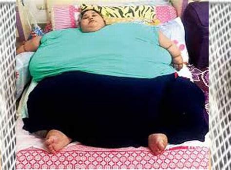 world s heaviest woman who once weighed half a tonne dies in hospital aged 37 daily record