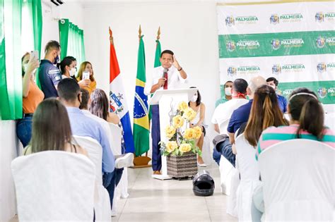 Prefeito Dá Posse A Nomeados Em Concurso Público De Palmeira Dos Índios Alagoas Na Net