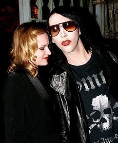 As mentioned in the video, some information in this video is alleged and some of. Marilyn Manson and Evan Rachel Wood Split - Mibba