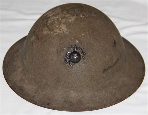 B081 Wwi Usmc M1917 Combat Helmet With Eganda B And B Militaria