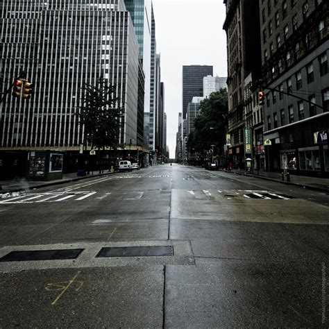 76 Empty Streets Empty Streets In Midtown Manhhattan N Flickr