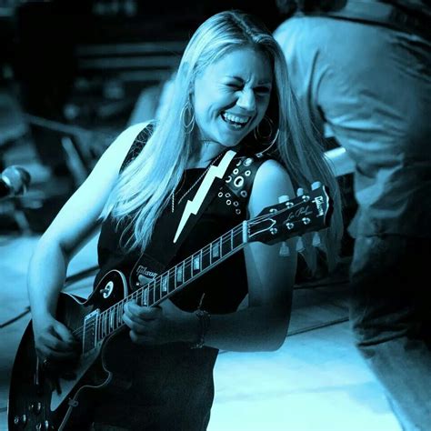 Joanne Shaw Taylor The Best Female Guitarist Alive Today Rock