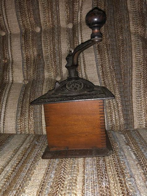 Antique Ducktail Parkers National Coffee Grinder Mill With Batwing