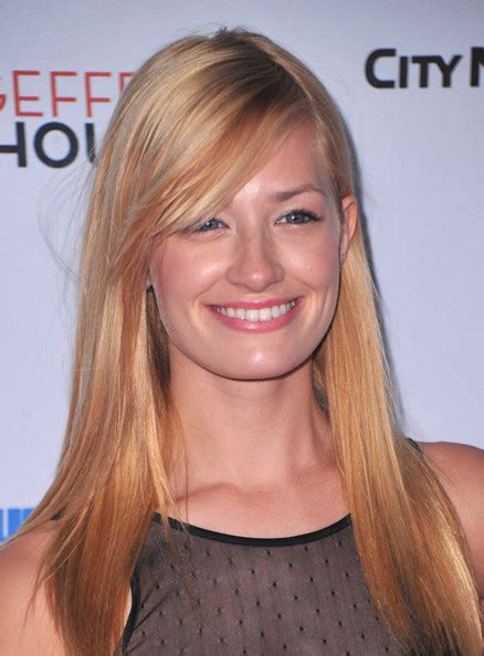 Poze Beth Behrs Actor Poza 25 Din 42 Cinemagia Ro Hot Sex Picture