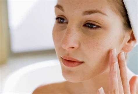 Sensitive Skin Meaning Characteristics Testing And Care Skincarederm