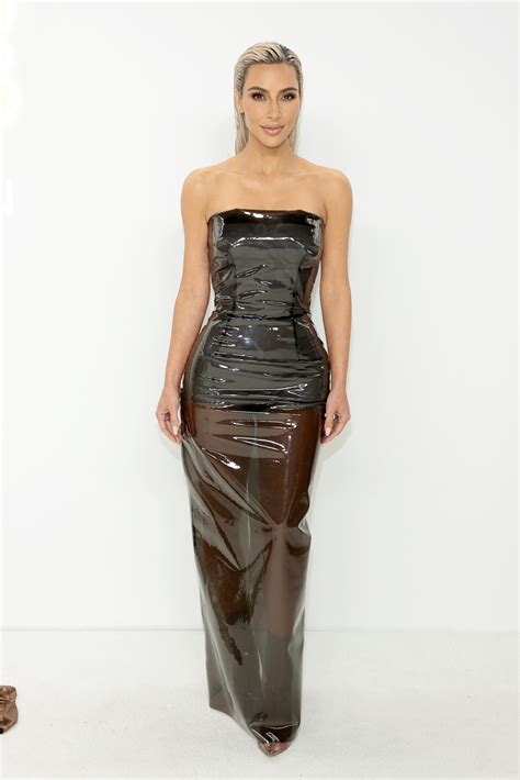kim kardashian wore a latex evening gown to the cfda awards vogue