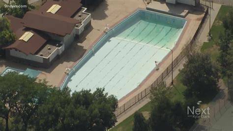 Is There A Law That Requires Outdoor Pools To Close When The School