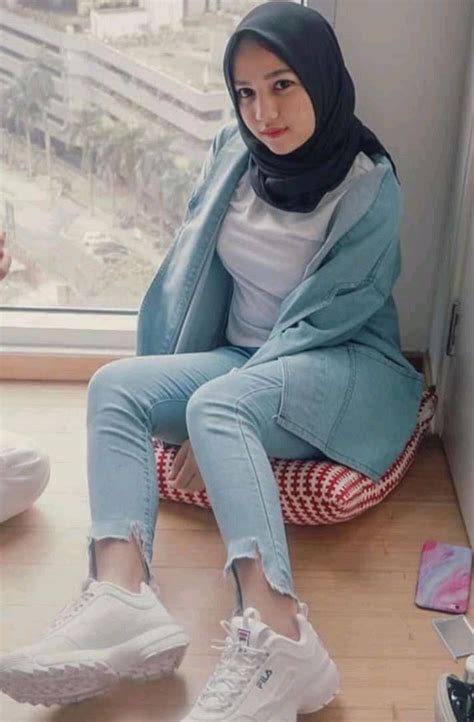 Pin Oleh Mike Di Wanita Idaman Model Pakaian Hijab Chic Gaya Hijab