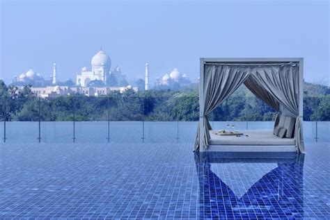 Hotels With The View Of Taj Mahal From ₹600 To ₹60000