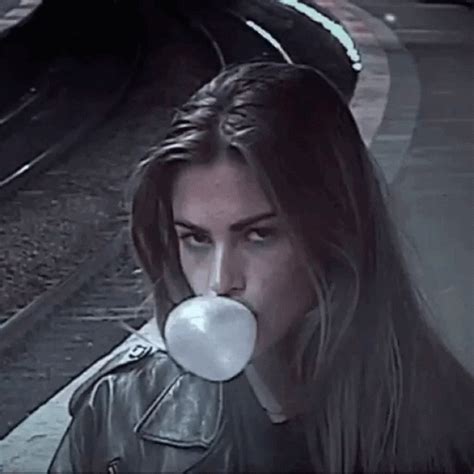 Grunge Aesthetic GIF Grunge Aesthetic Gum Discover Share GIFs