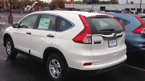 From the cars.com expert editorial team. 2015 Honda CRV LX - YouTube