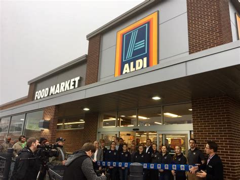 All other state community vaccination sites are only administering second doses. Aldi Opens Doors in Duluth - Fox21Online