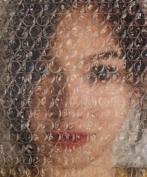 Artist Paints Portraits That Look Like Theyre Wrapped In Bubble Wrap