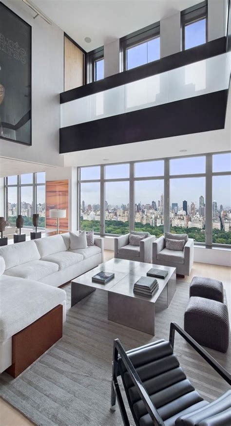 Spectacular Manhattan Penthouse With Impressive City Views Modern